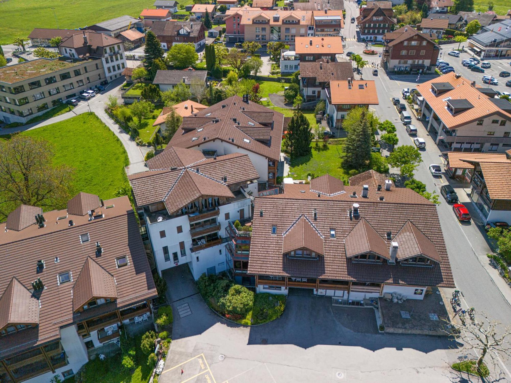 Hotel Aeschipark Aeschi Bei Spiez Екстер'єр фото